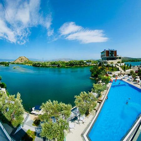 Principe Del Lago Canaj Exterior photo
